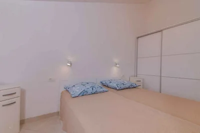 Ferienwohnung mit Klimaanlage und Grill, umge