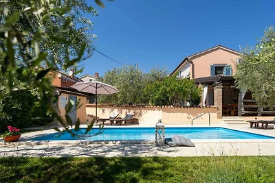 Vakantiehuis Ontspannende vakantie Dračevac