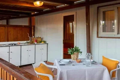 FerienWohnung mit Terrasse