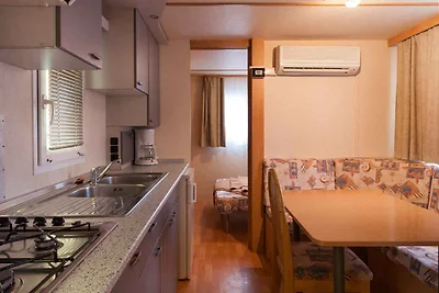 Mobilehome mit Parkplatz