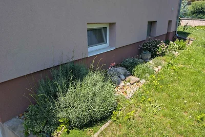 Ferienhaus mit Terrasse und grossem Garten