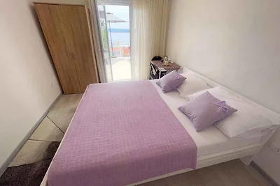 Studio mit Balkon und Aussicht