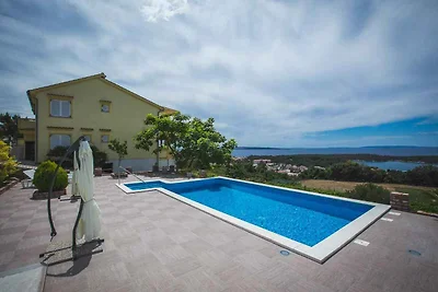 Luxusapartment für 4 + 2 Personen mit Gemeins