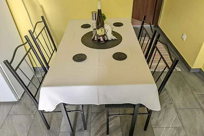 Ferienhaus mit WLAN und Klimaanlage in der Nä