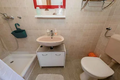 Ferienwohnung mit Terrasse, nur 500 Meter vom