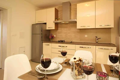 Ferienwohnung mit Terrasse und Klimaanlage
