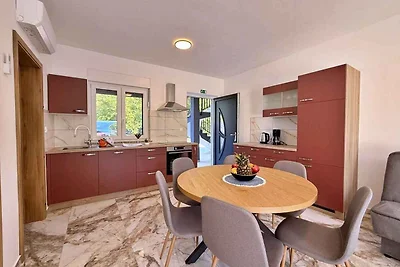 Ferienwohnung mit Pool zur gemeinsamen