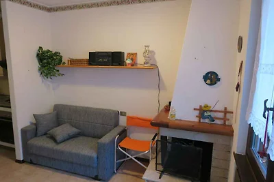 Ferienwohnung umgeben mit grosser Wiese