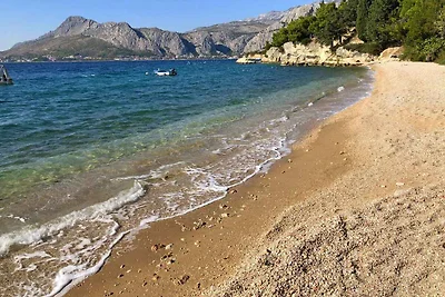 Gemütliche Ferienwohnung Ivan in Omiš mit Bal