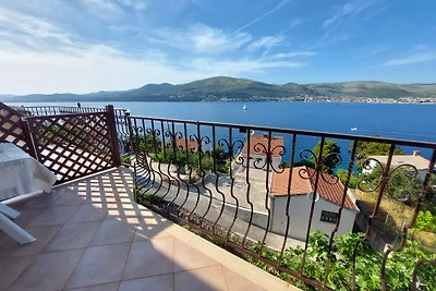Appartamento Vacanza con famiglia Okrug Gornji