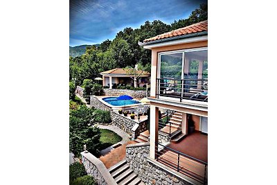Ferienwohnung mit Terrasse und Klimaanlage