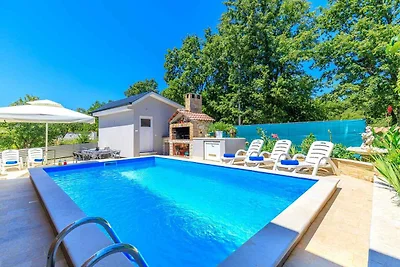 Ferienwohnung mit Aussenpool