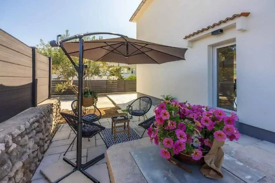 Villa mit Aussenpool