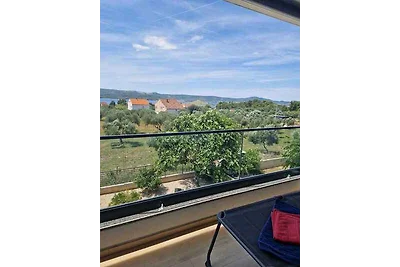 Ferienwohnung mit Garten und Klimaanlage