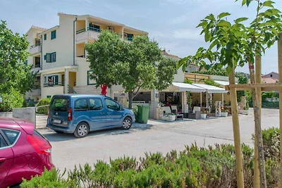 Ferienwohnung mit Balkon und Meerblick