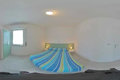 Ferienwohnung mit Klimaanlage und Balkon