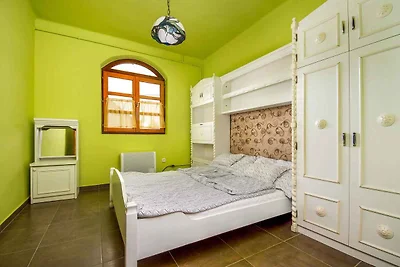 Ferienhaus mit Kinderbecken