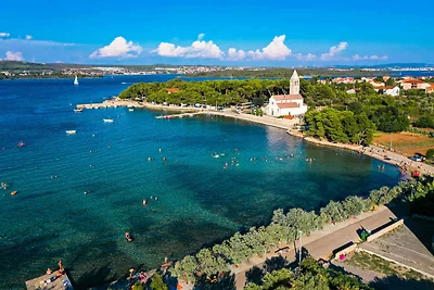 Komfortable Ferienwohnung Ornella mit Meerbli