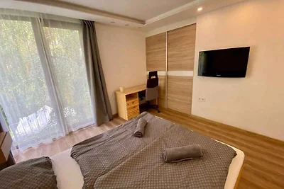 Ferienwohnung mit Schwimmbad, Whirlpool und S