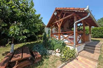 Ferienwohnung mit Kinderspielplatz und Pool