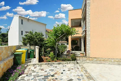 Ferienwohnung mit Klimaanlage und an der