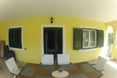 Studio-Apartment für 2–3 Personen, 10 m vom M