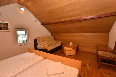 Appartamento Vacanza con famiglia Primosten