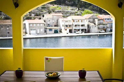 Studio-Apartment für 2–3 Personen, 10 m vom M