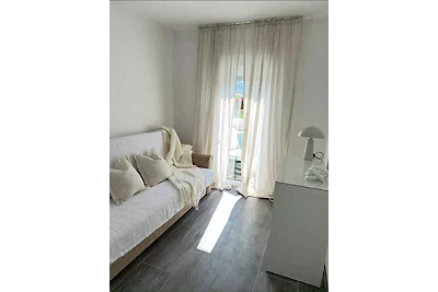 Ferienwohnung mit Terrasse und Meerblick