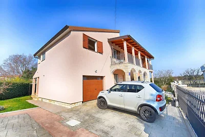 Ferienwohnung mit Terrasse und Klimaanlage