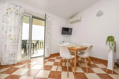 Gemütliche Ferienwohnung Josipa mit Meerblick