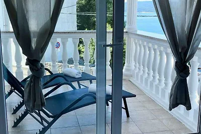 Villa mit Internetzugang und Pool