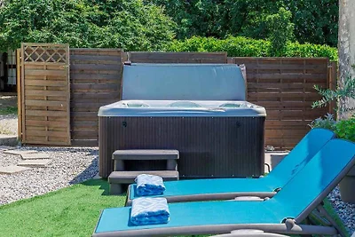 Ferienhaus mit privatem Whirlpool