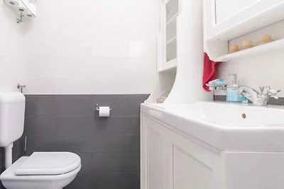 Ferienwohnung mit Terrasse und Klimaanlage