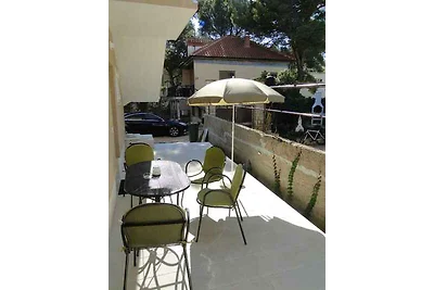 Ferienwohnung mit Terrasse 200 m vom Strand