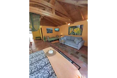 Ferienwohnung mit Terarsse und Garten