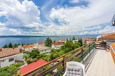 Ferienwohnung mit Balkon und Meerblick