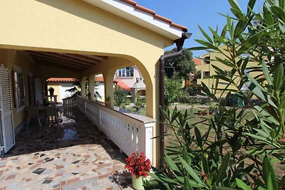 Ferienwohnung mit Pool zur gemeinsamen