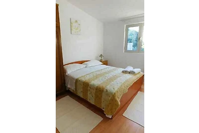 Ferienwohnung mit Balkon und Klimaanlage