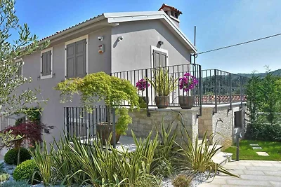 Villa mit Pool, Sauna