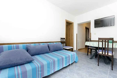 Ferienwohnung mit Klimaanlage und Pool