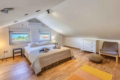 Ferienwohnung mit Balkon und Grill