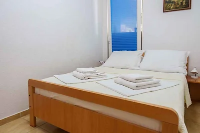 Ferienwohnung mit einen Balkon und Meerblick