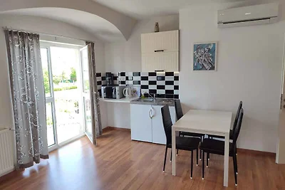 Ferienwohnung mit WLAN, Klimaanlage und Balko