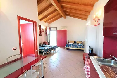 Studio mit Balkon und Klimaanlage