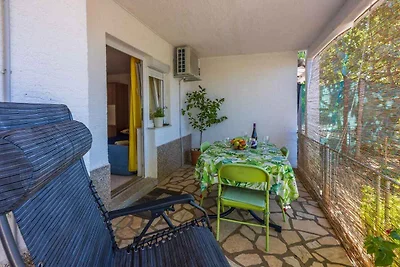 Ferienwohnung mit Terrasse und Klima in