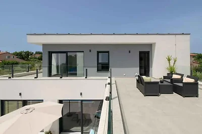 Ferienhaus mit Pool