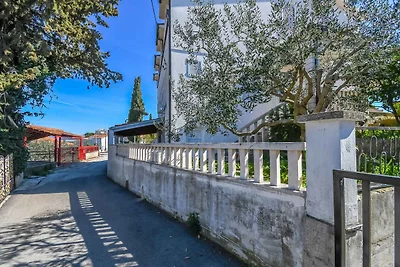 Gemütliche Ferienwohnung Žunta in Trogir mit 