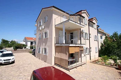 Ferienwohnung mit Terrasse und Klimaanlage