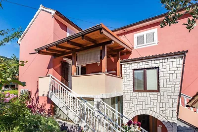 Studio mit 12 qm Terrasse in Zentrumsnähe